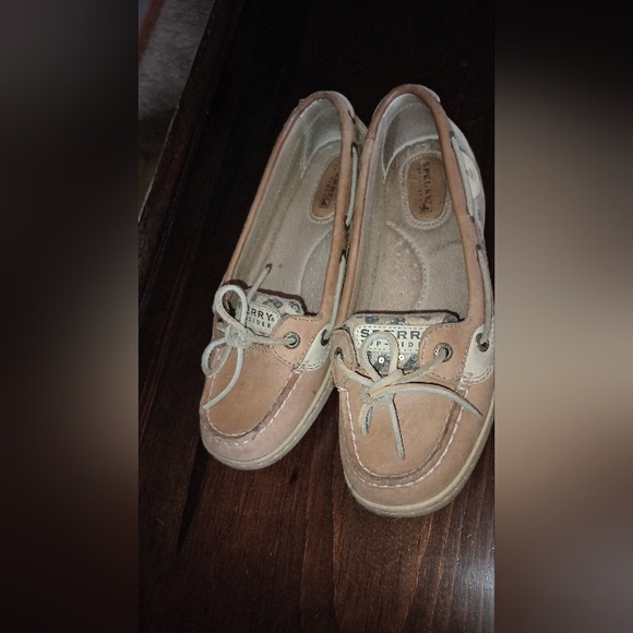 Sperry Boat Shoes - Picture 2 of 5